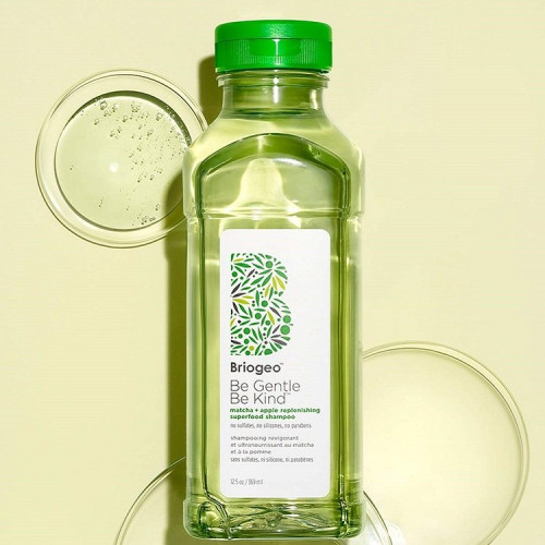 Be Gentle, Be Kind Matcha + Apple Replenishing Superfood Šampūns 369ml